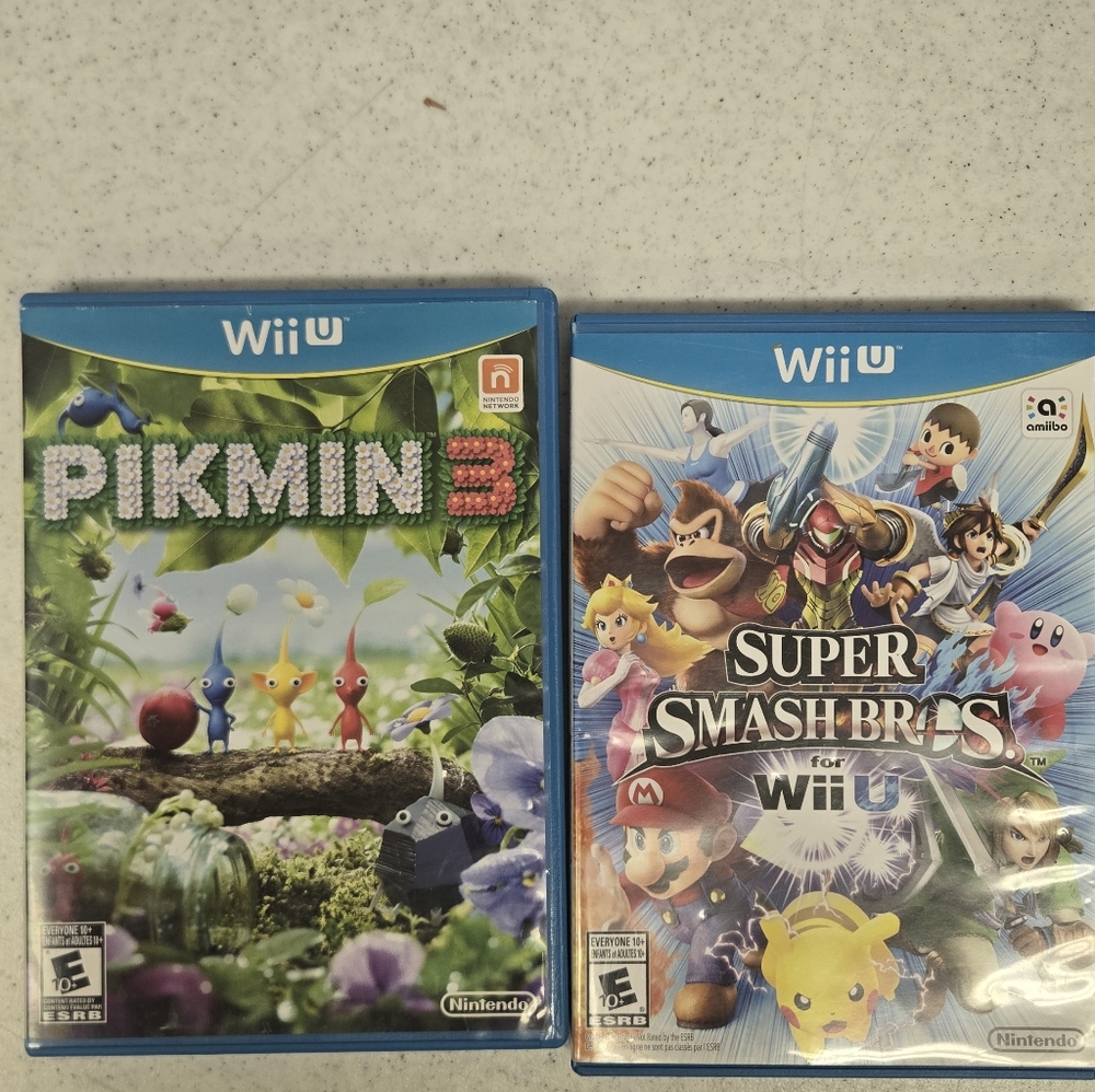 2 Wii Games-Pikmin.3 And Supersmash Bros